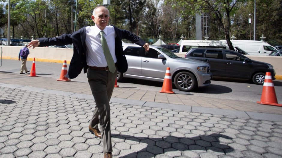 La carrera por la SCT: Romo y la Marina buscan imponer reemplazo de Jiménez