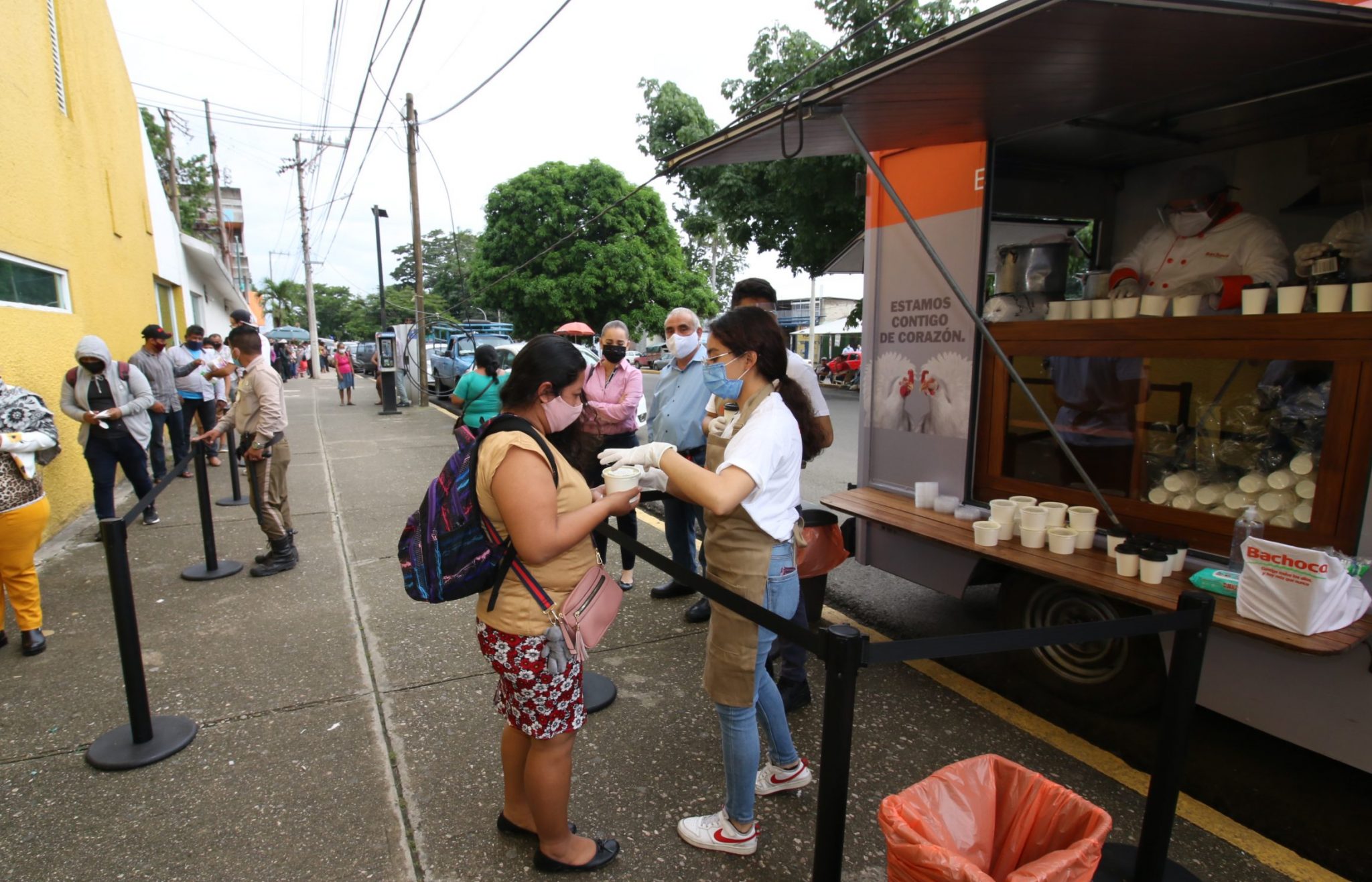 “CALDITO DE APOYO”, EL PROGRAMA QUE BACHOCO INICIÓ EN TABASCO
