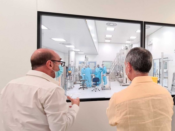 Hoy llega a México el primer lote de vacunas de AstraZeneca