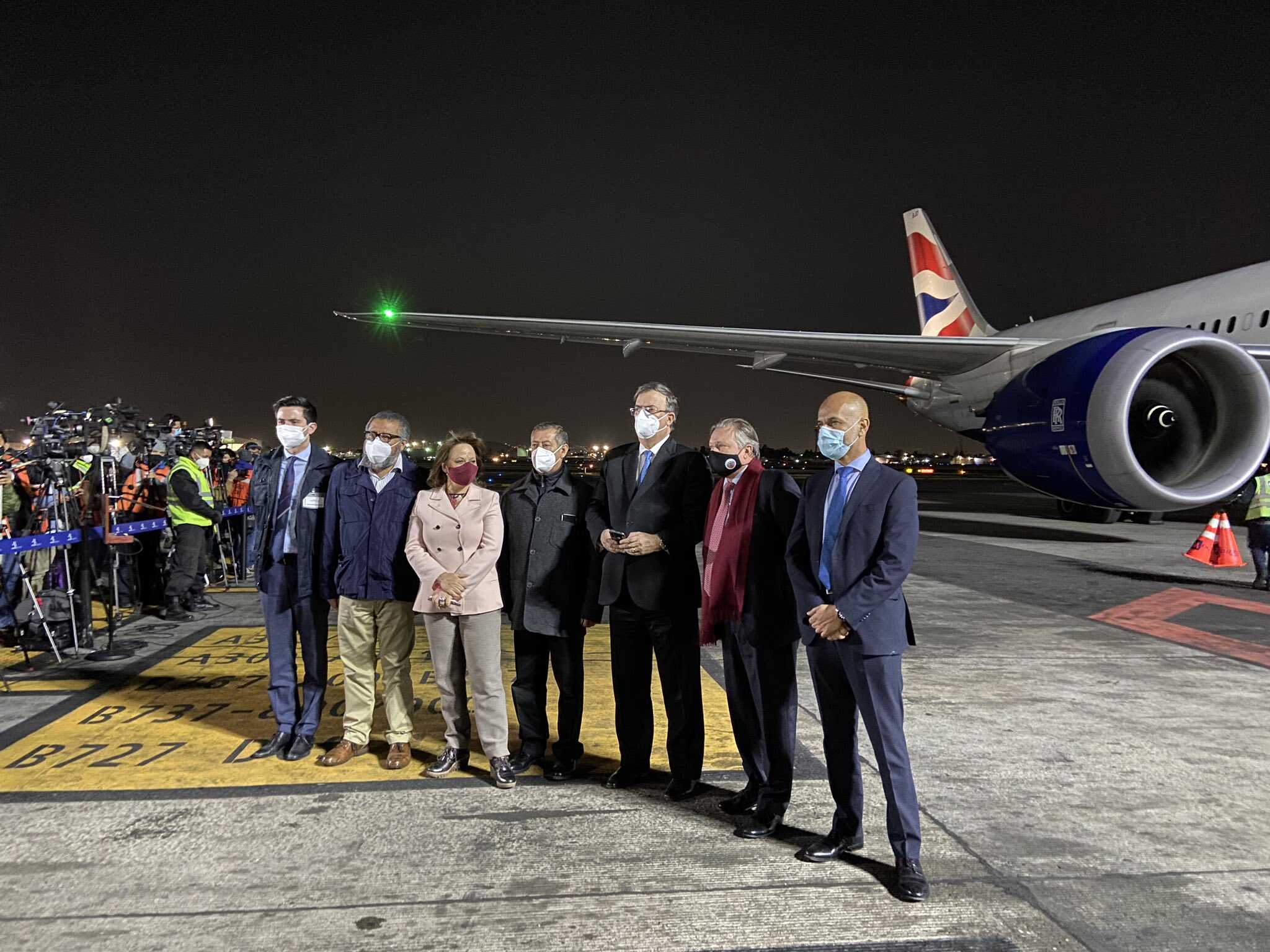 Llega a México primer lote de vacuna Sputni V