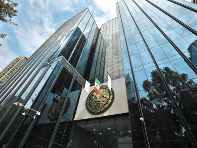 Burócratas piden favores sexuales; FGR alerta de fenómeno