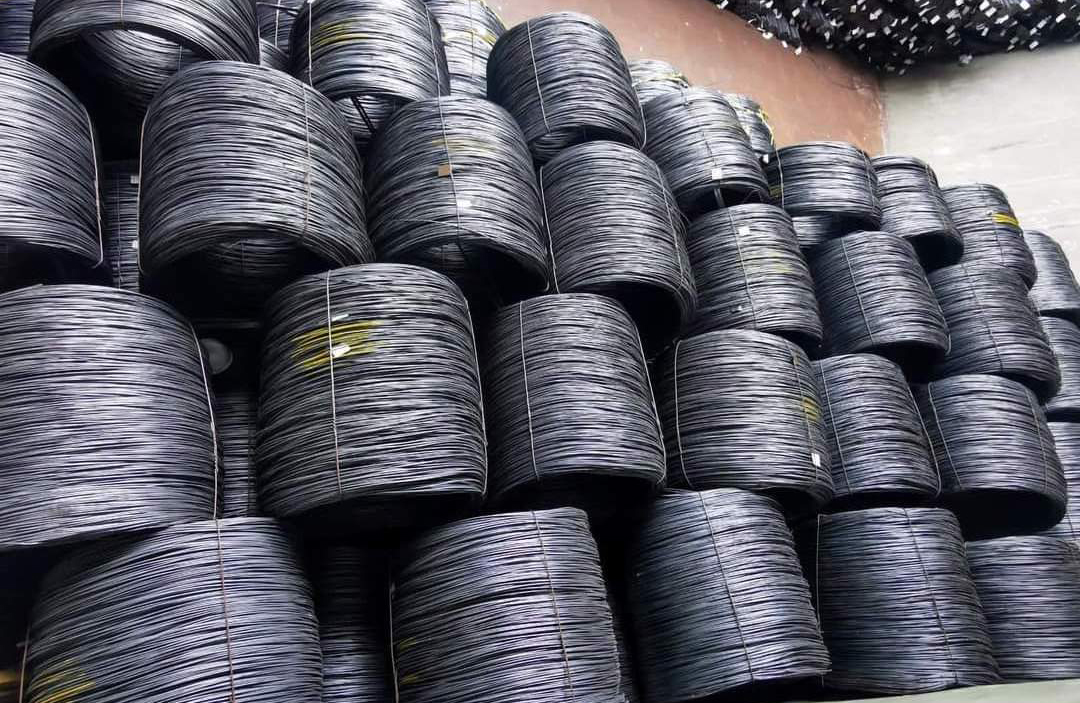 LLEGA MATERIAL DE ACERO A DOS BOCAS PARA LA REFINERÍA