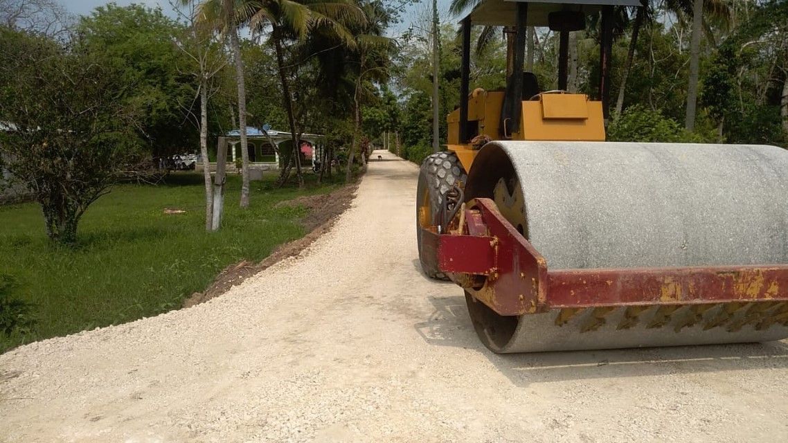 MEJORAN TRAMO VIAL EN PUEBLOS DE COMALCALCO