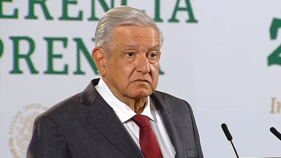 ¿Están muy cómodos?; AMLO critica a universidades por no regresar a clases