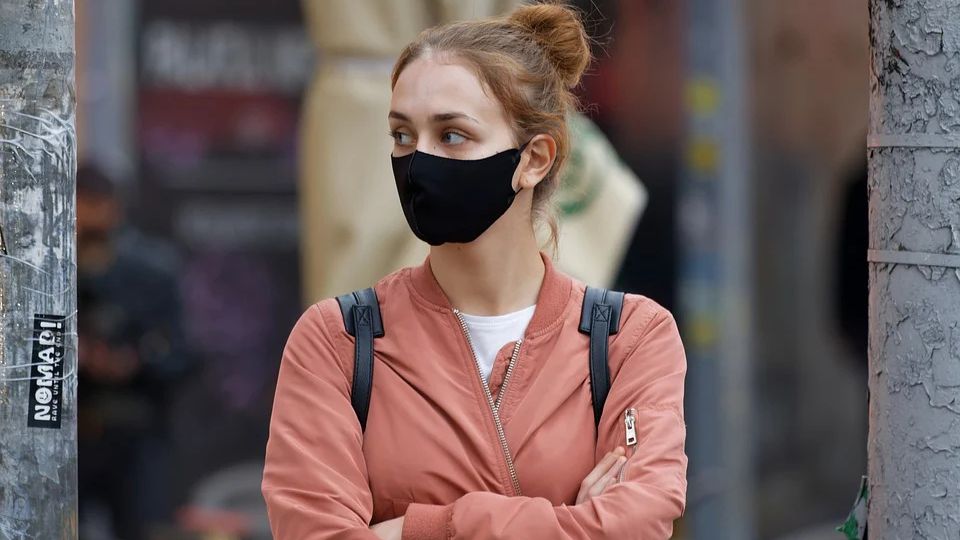 Covid-19: Detectan nueva variante en Francia