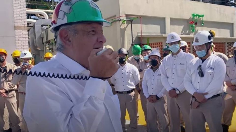 ‘México tiene reservas de gasolina sólo para 10 días’: AMLO