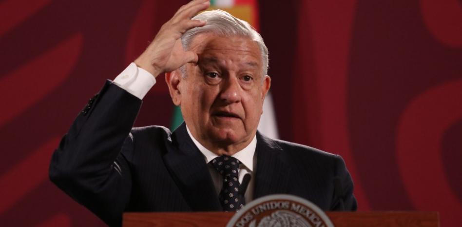 AMLO pide a banqueros “aprovechar” la estabilidad de México