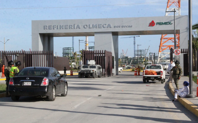 AMLO inaugurará sólo un edificio, no la refinería de Dos Bocas: Partidos
