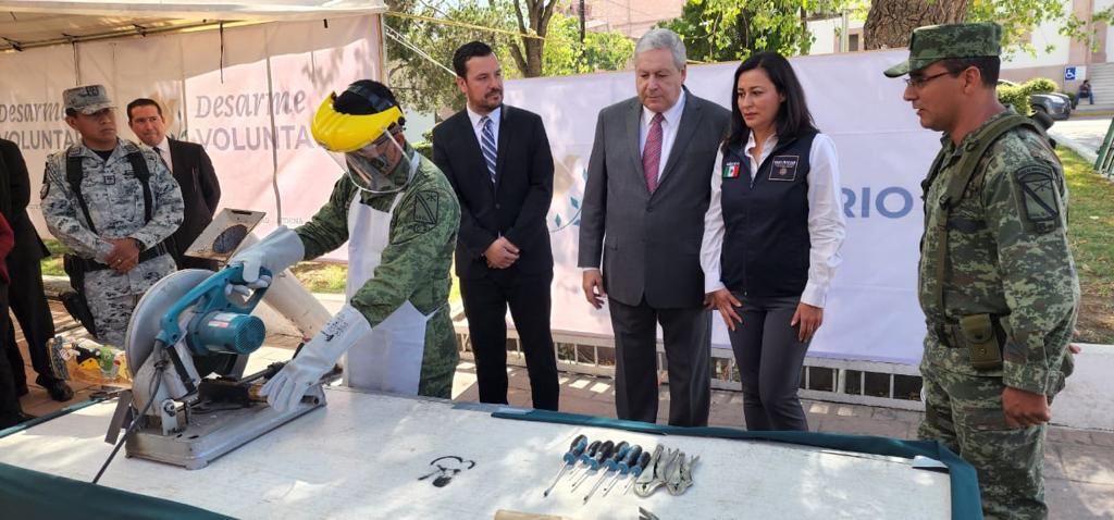 Entregan ciudadanos de manera voluntaria 96 armas en Coahuila: SSPC