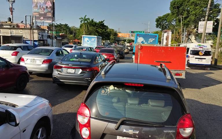Martes de accidente y caos vial en Villahermosa