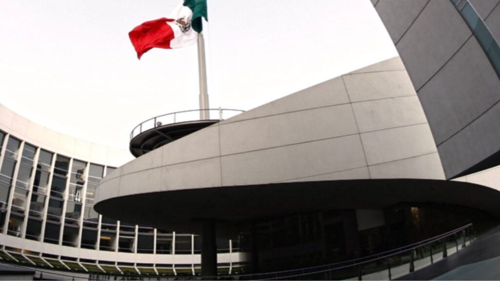 Proyectos distintos frenan trabajo legislativo en el Senado