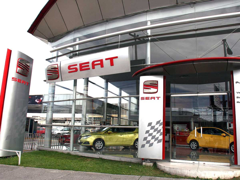 Acelera la venta de autos nuevos en abril