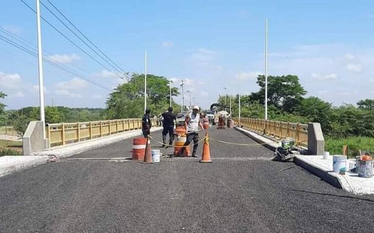 Tras ocho meses queda prácticamente listo el puente de la Sierra