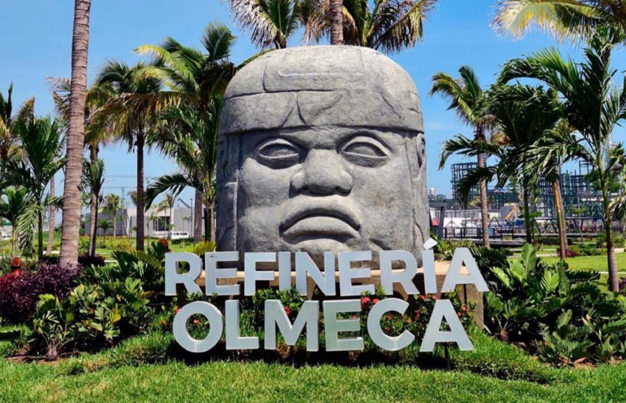 Refinería de Dos Bocas ya está cargando crudo: Obrador