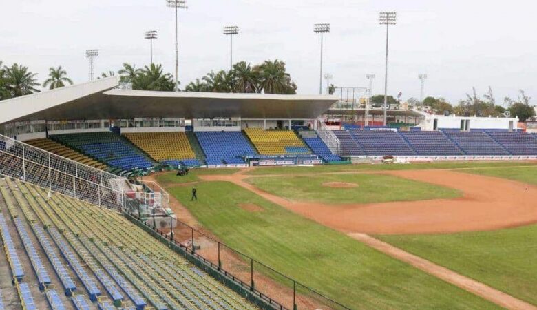 Usan fondo de pobreza para remodelar estadios