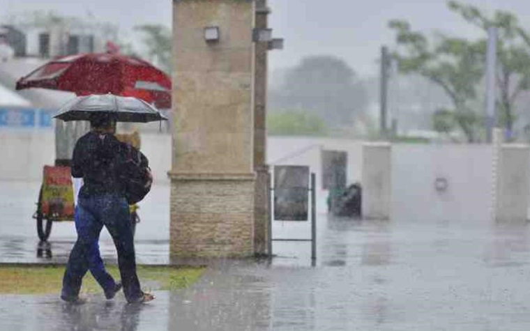 Lunes lluvioso para Tabasco; precipitaciones hasta 150 milímetros