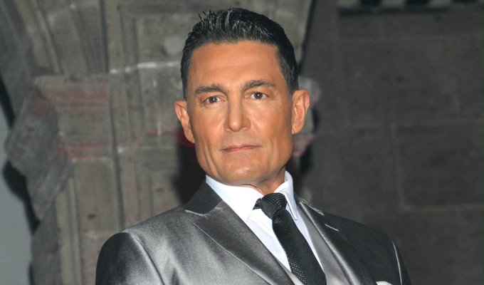 Fernando Colunga se convertirá en papá por primera vez a sus 57 años