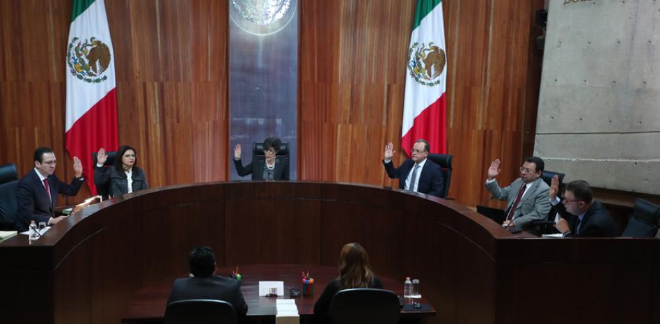 Morena sí se hizo acreedor a multa de 62 millones de pesos, advierte magistrado del Tribunal Electoral