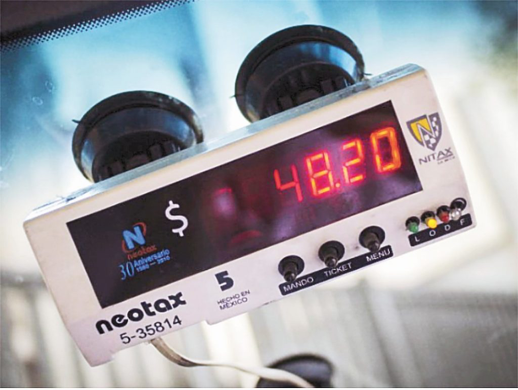 Le huyen chocos usuarios al taxímetro