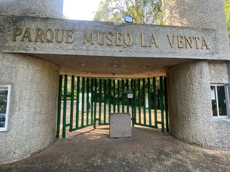 Solo el jaguar incautado Acachapan podría quedarse en La Venta: Cultura