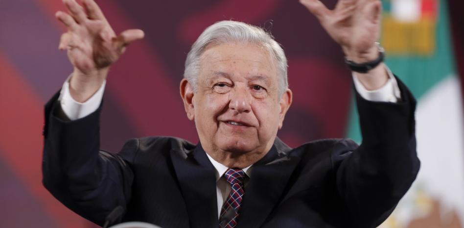 AMLO desafía al FMI y al Banco Mundial y asegura que México crece por rechazar sus recomendaciones
