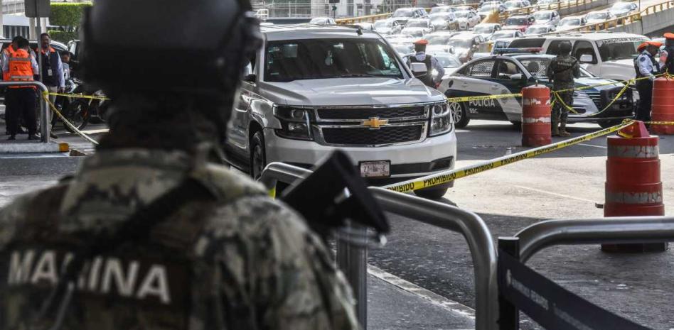 Detienen en el AICM a ciudadano alemán con 4,6 kilos de morfina