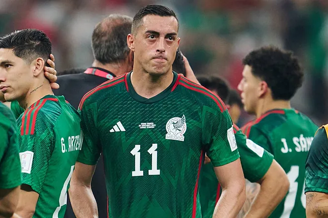 Funes Mori revira a Santi Giménez y no se olvida de Selección Mexicana
