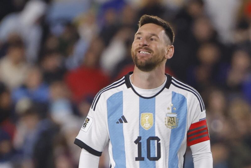 Messi: A 15 años de ponerse por primera vez la “10” de Argentina