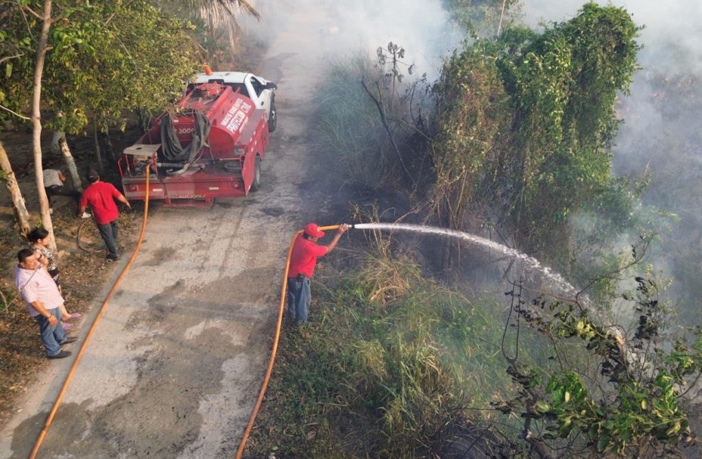 “Secan” los incendios 400 pipas