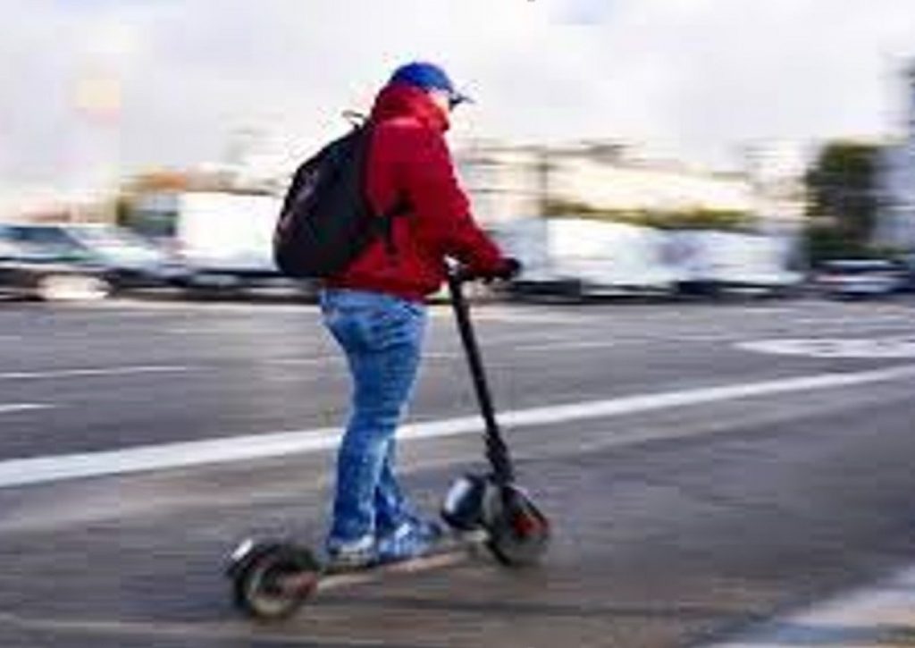 Son “Scooters” una invasión peligrosa