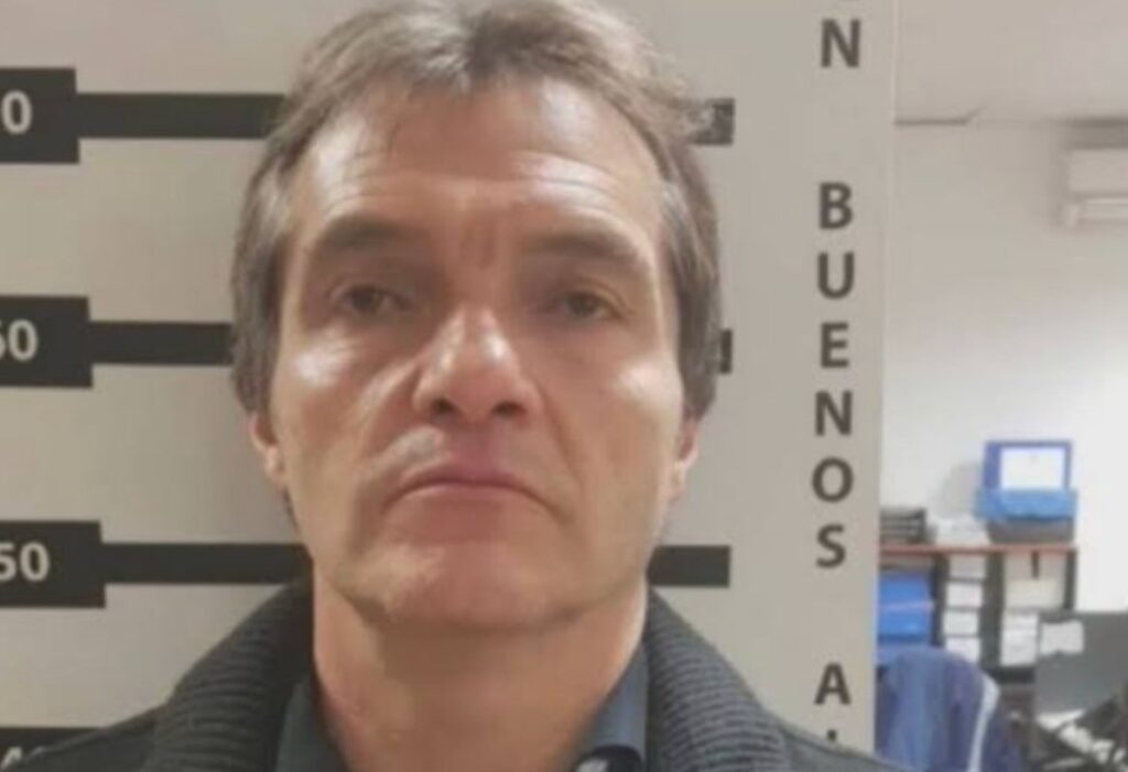 Detienen a Carlos Ahumada en Panamá