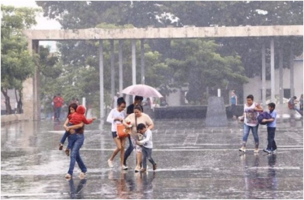 Chubascos por la tarde y tormentas por la noche en Tabasco