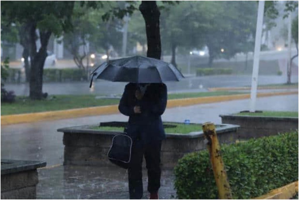 Chubascos y tormentas nocturnas afectarán Tabasco este martes