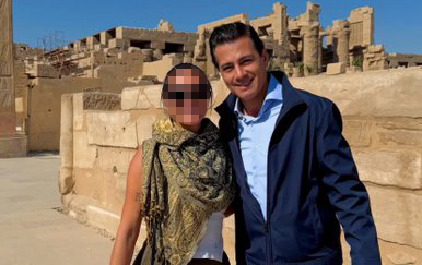 Captan a Peña Nieto en Egipto; asiste al Templo de Karnak