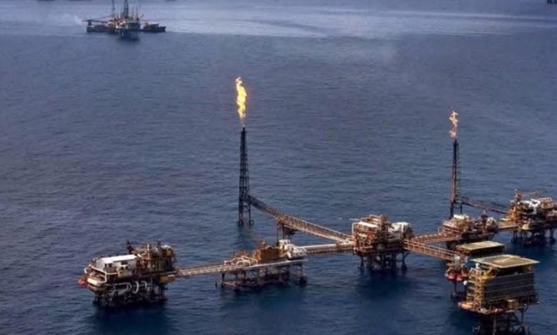 Asalto a plataforma petrolera en Campeche deja 2 heridos