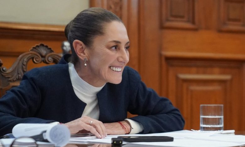 “Es un teléfono que ya no uso”: Sheinbaum confirma hackeo a su celular