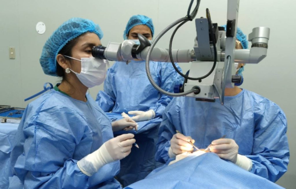 Programan para cirugía ocular a 257 personas