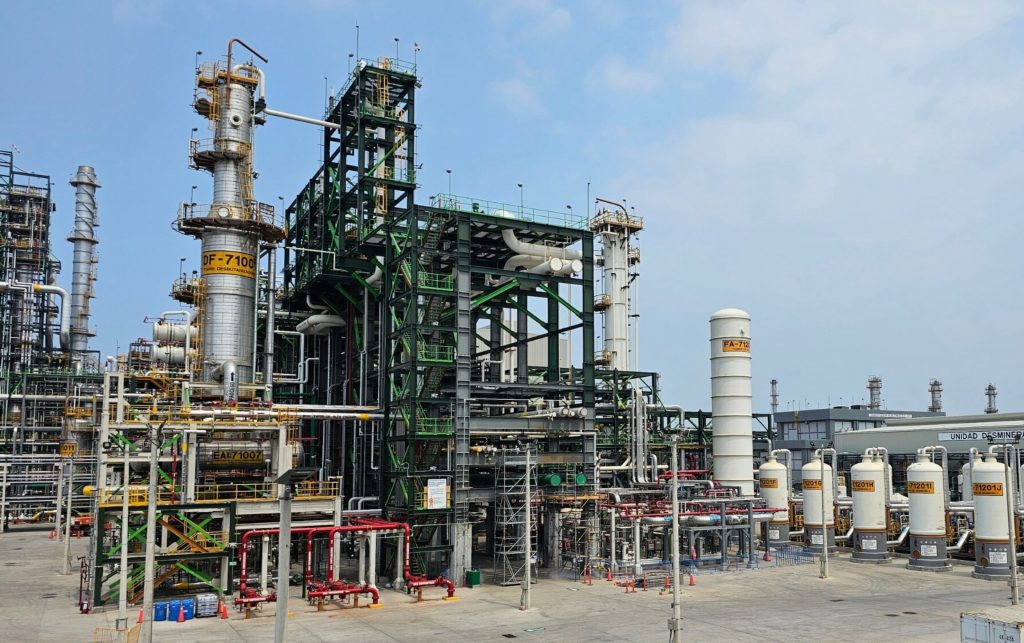 Pemex confirma paro temporal en la Refinería Olmeca; operaciones se restablecen sin riesgos