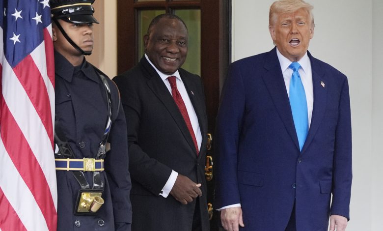 Trump usa reunión en Casa Blanca para confrontar a presidente de Sudáfrica