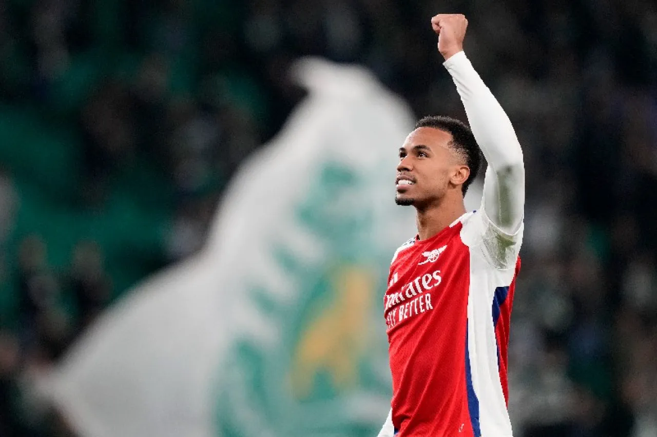 Extiende Arsenal contrato de Gabriel Magalhães