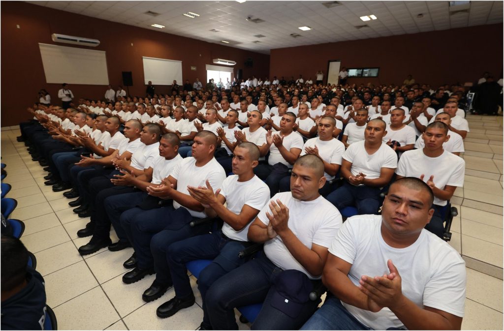 Javier May inaugura curso para Policía de Proximidad; 97 cadetes recibirán beca mensual