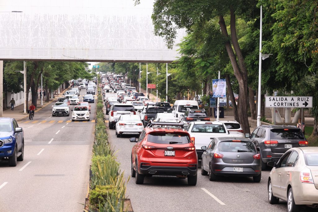 Obligados 1.1 millones a cambiar placas