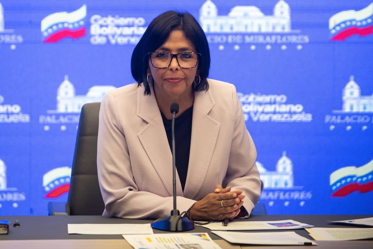 Venezuela en la mira: Delcy Rodríguez afirma su autoridad como presidenta encargada ante una nueva amenaza internacional