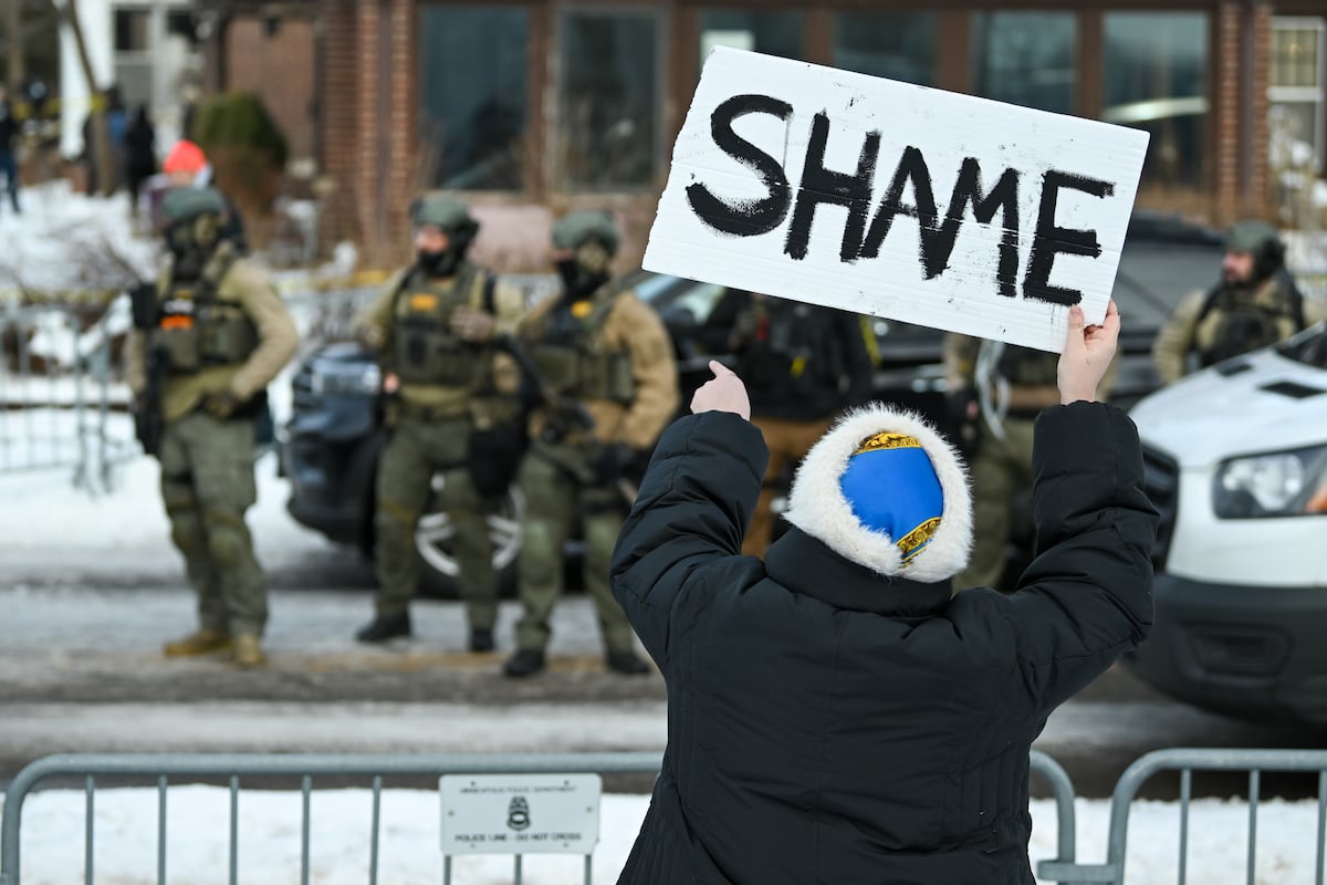 "La confusa investigación de un caso mortal: Noem y las contradicciones sobre el supuesto uso del vehículo como arma letal en Minneapolis"