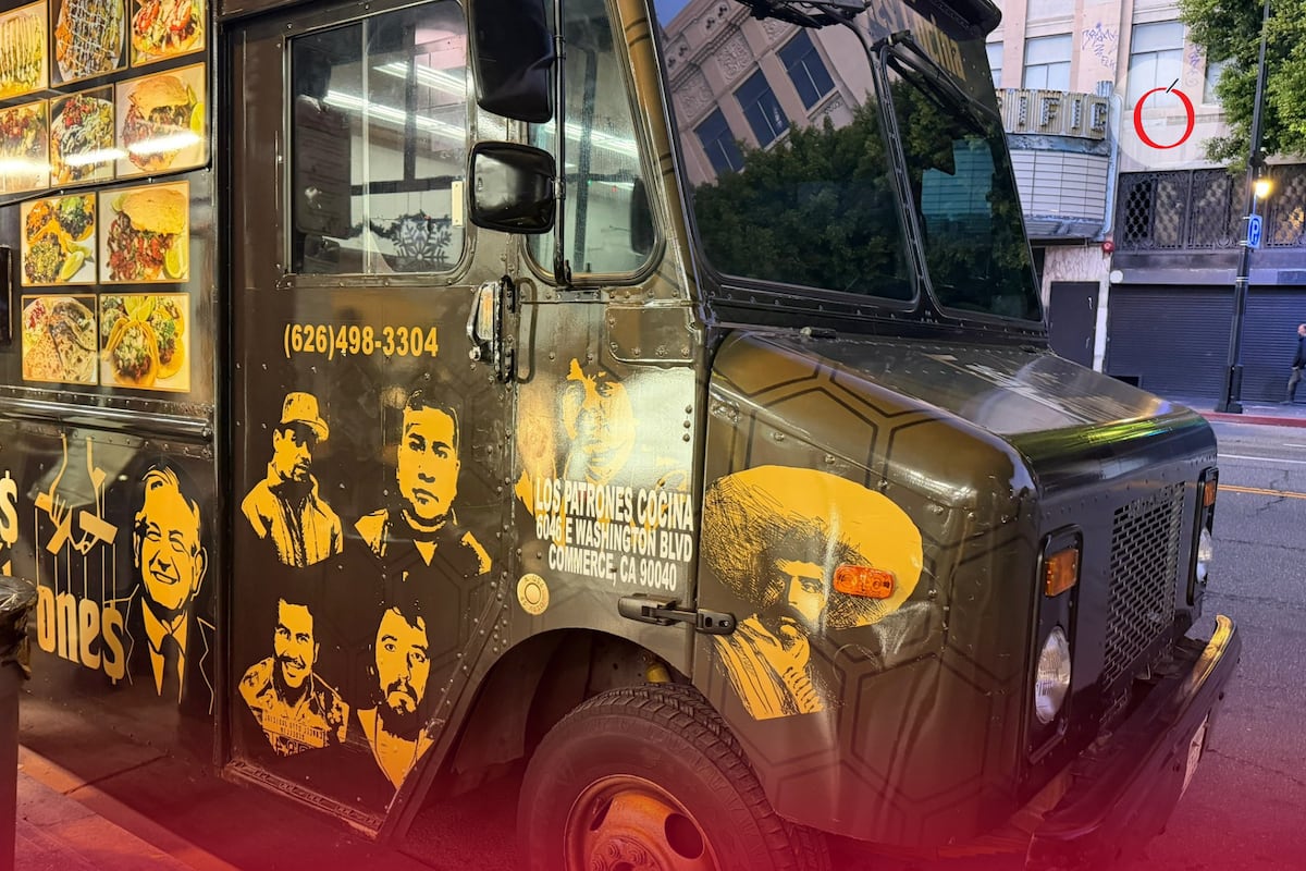 "Unamezcla de poderosos en una sola pared: AMLO, 'El Mencho' y 'Chapó' Guzmán se juntan en un mural hollywoodense que llama la atención"