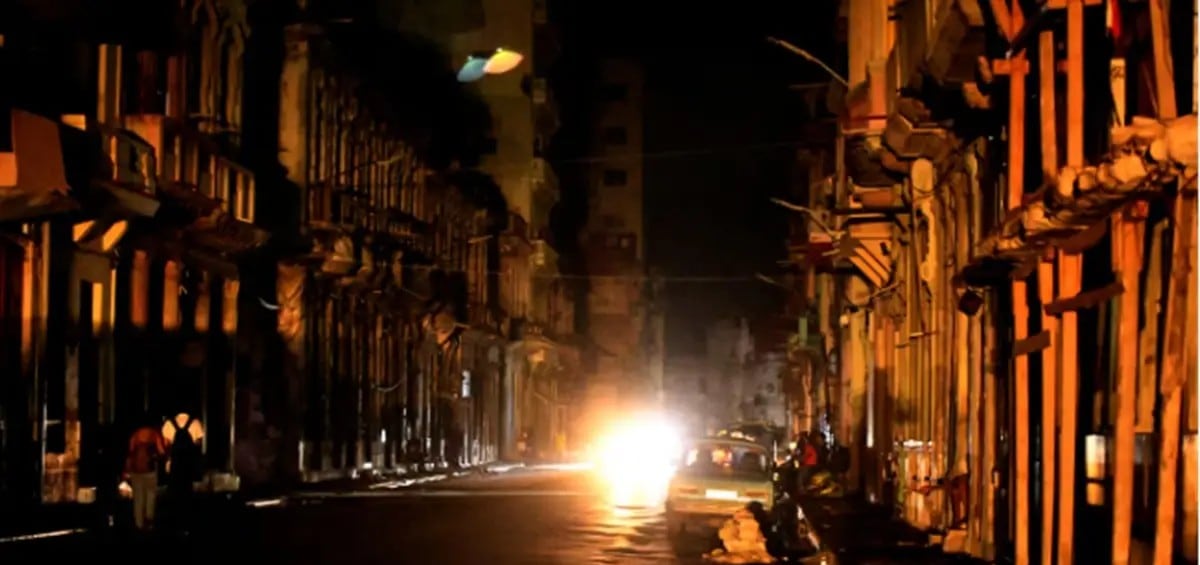 Cuba, sin petróleo y sin luz entró en fase de paralización de actividades