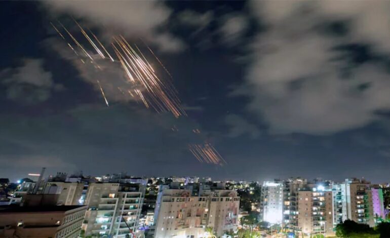 Israel intensifica ofensiva en Irán: nueva oleada de bombardeos golpea Teherán, Shiraz y Tabriz