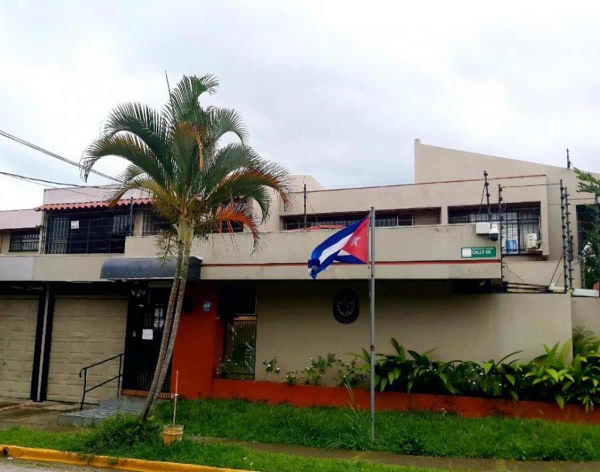 Costa Rica retira su embajada en Cuba ante el colapso del régimen y la creciente represión